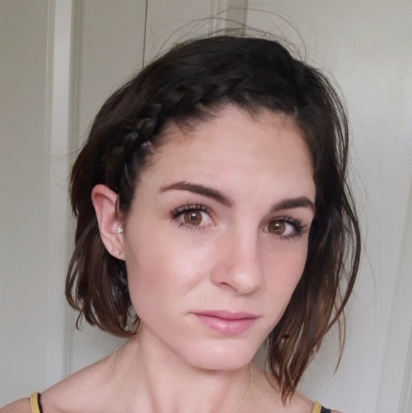 Meet your Posher, Ashley - Picture 8 of 8